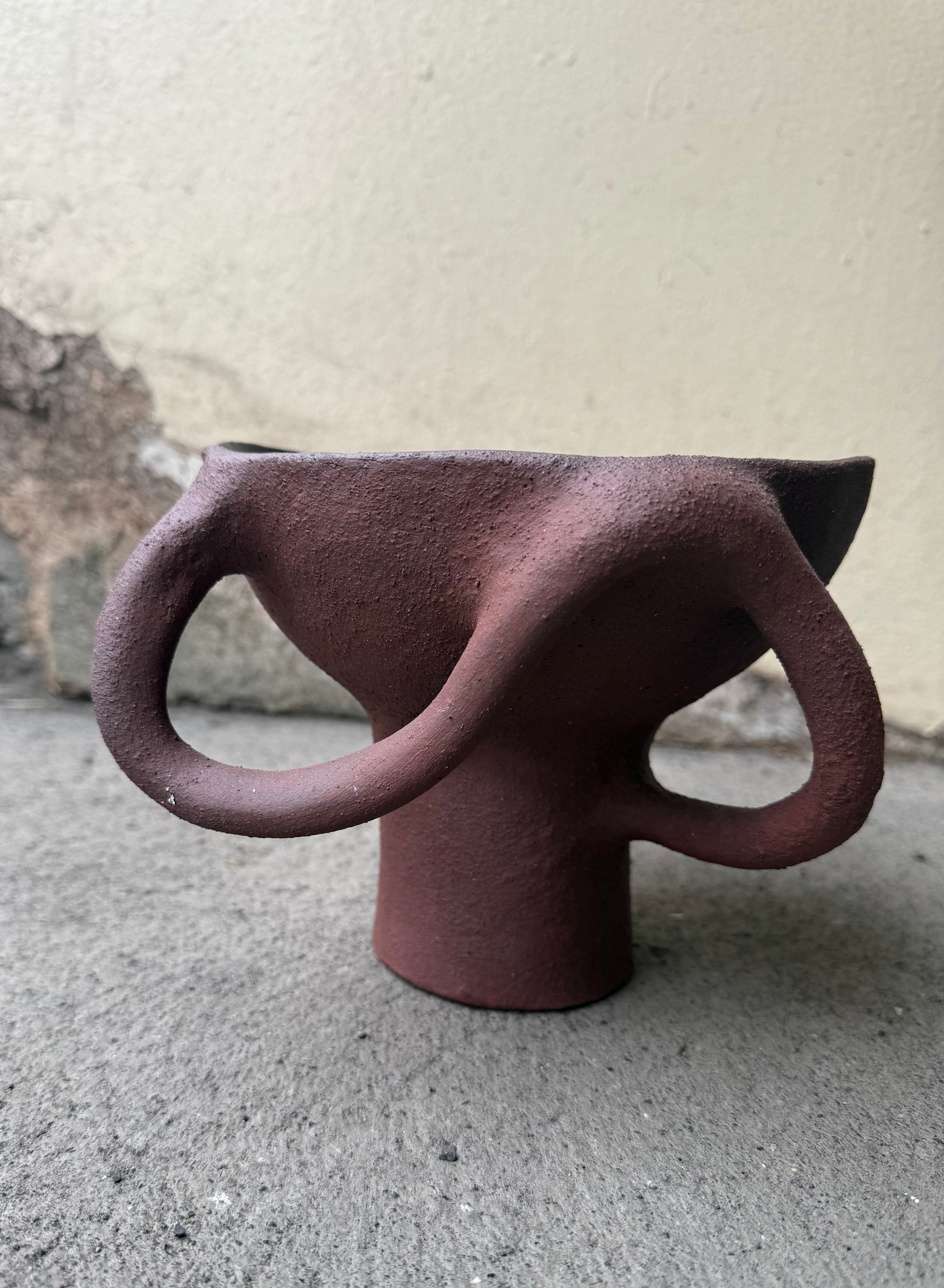 Pedestal bowl