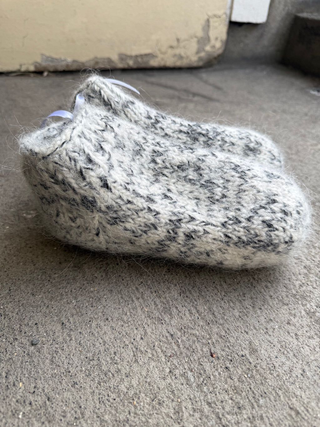 slipper - White/grey