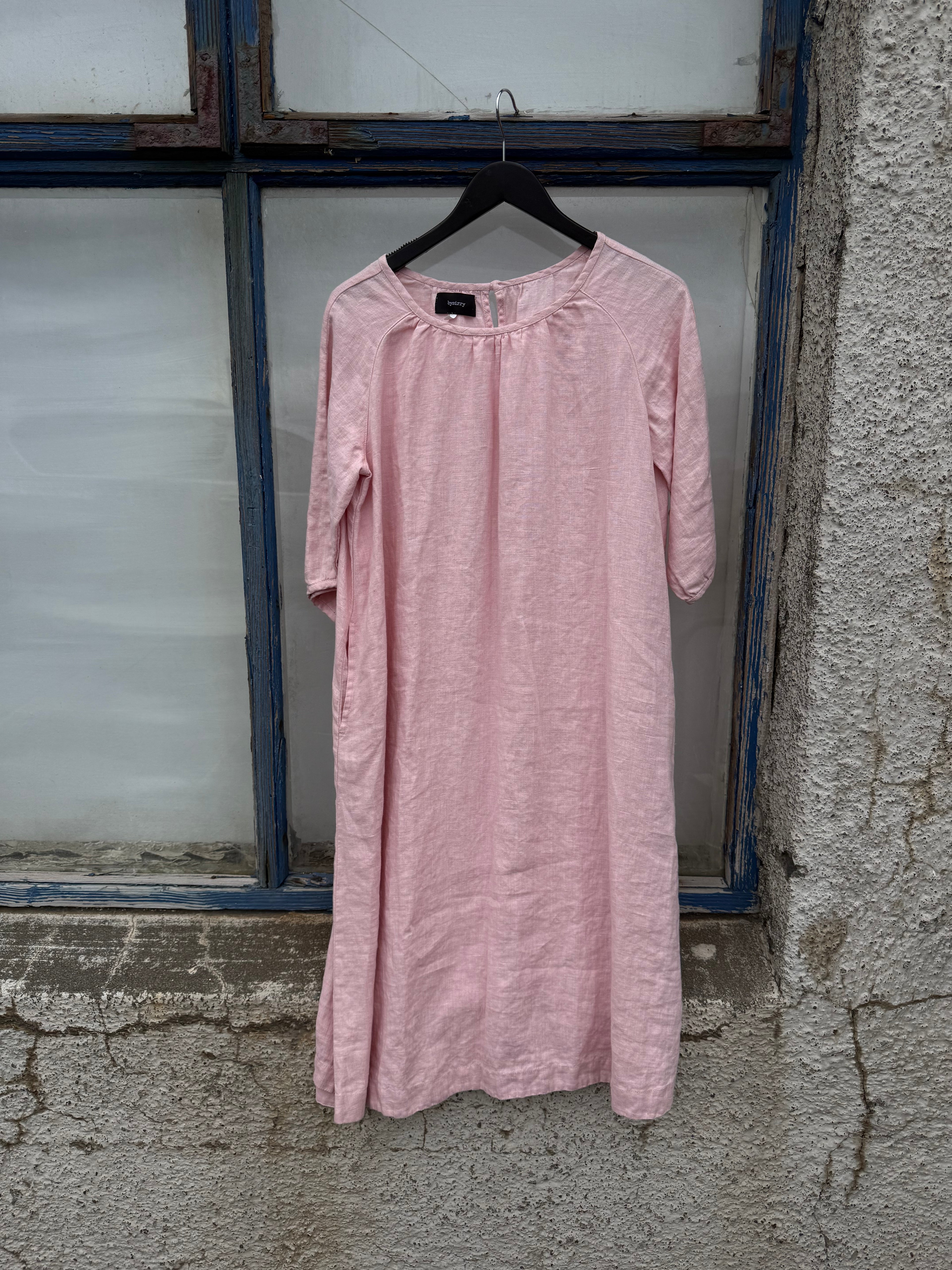 Pink dress