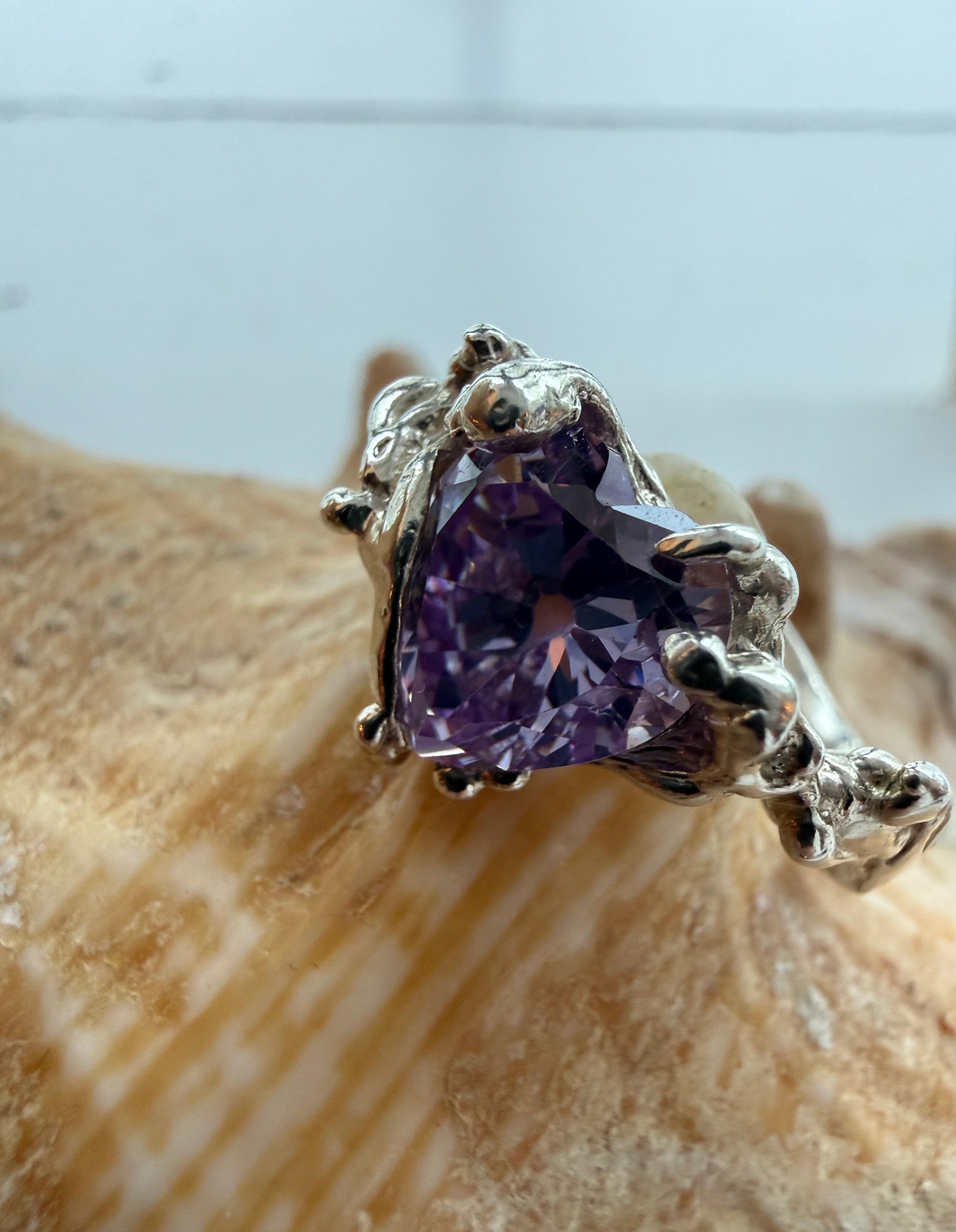 Heart ring lilac