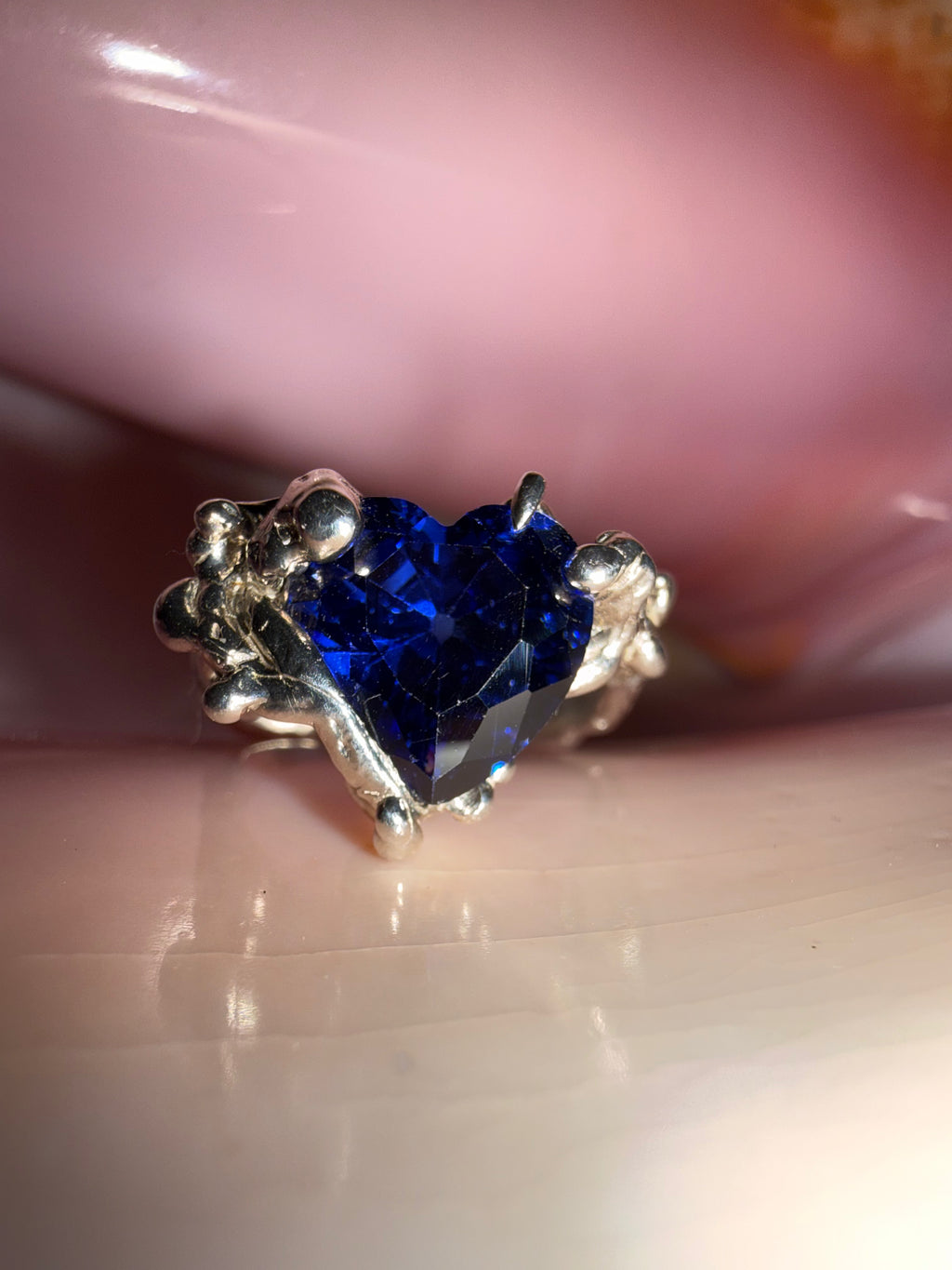 Heart ring dark blue