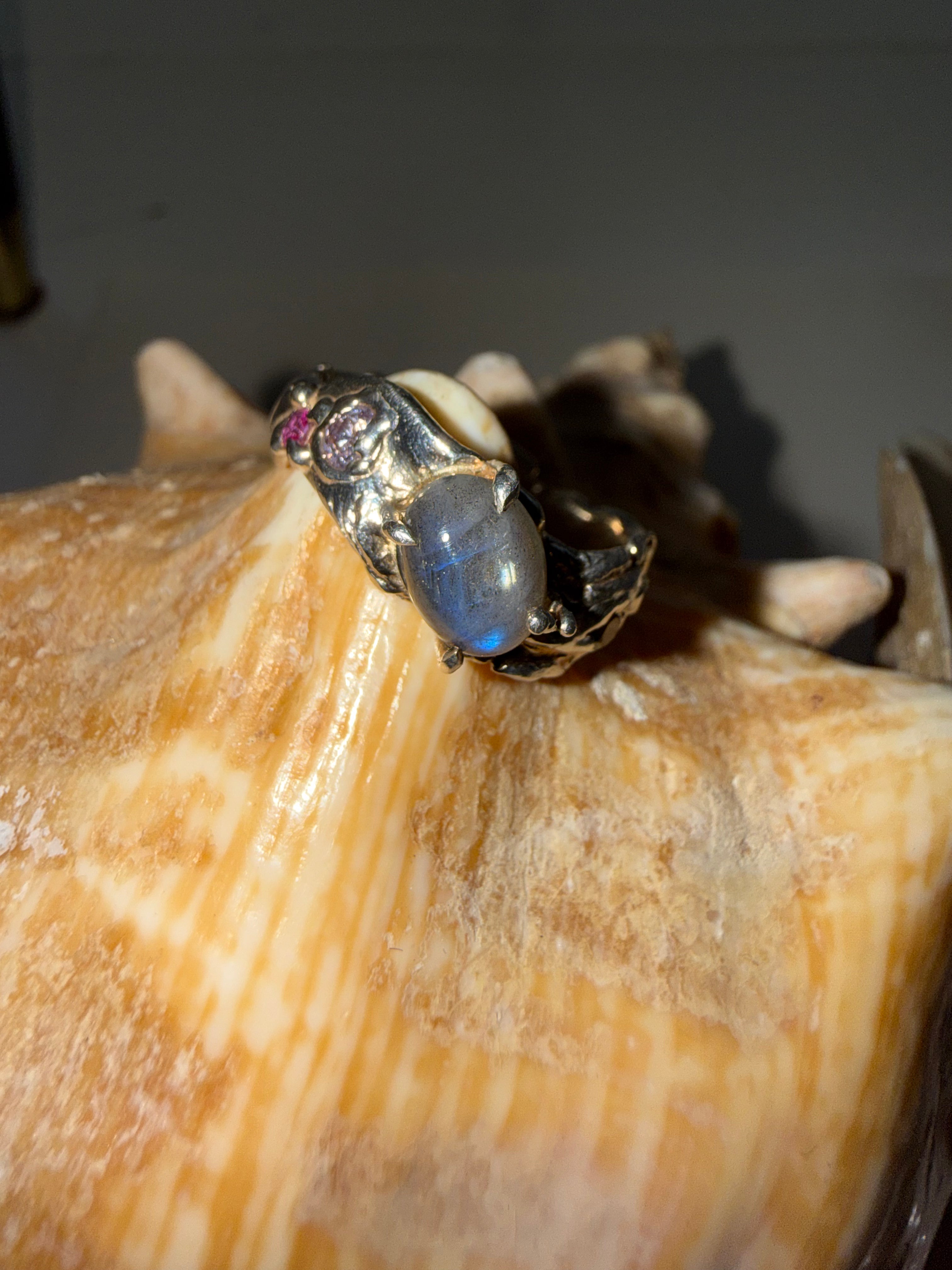 Labradorite ring