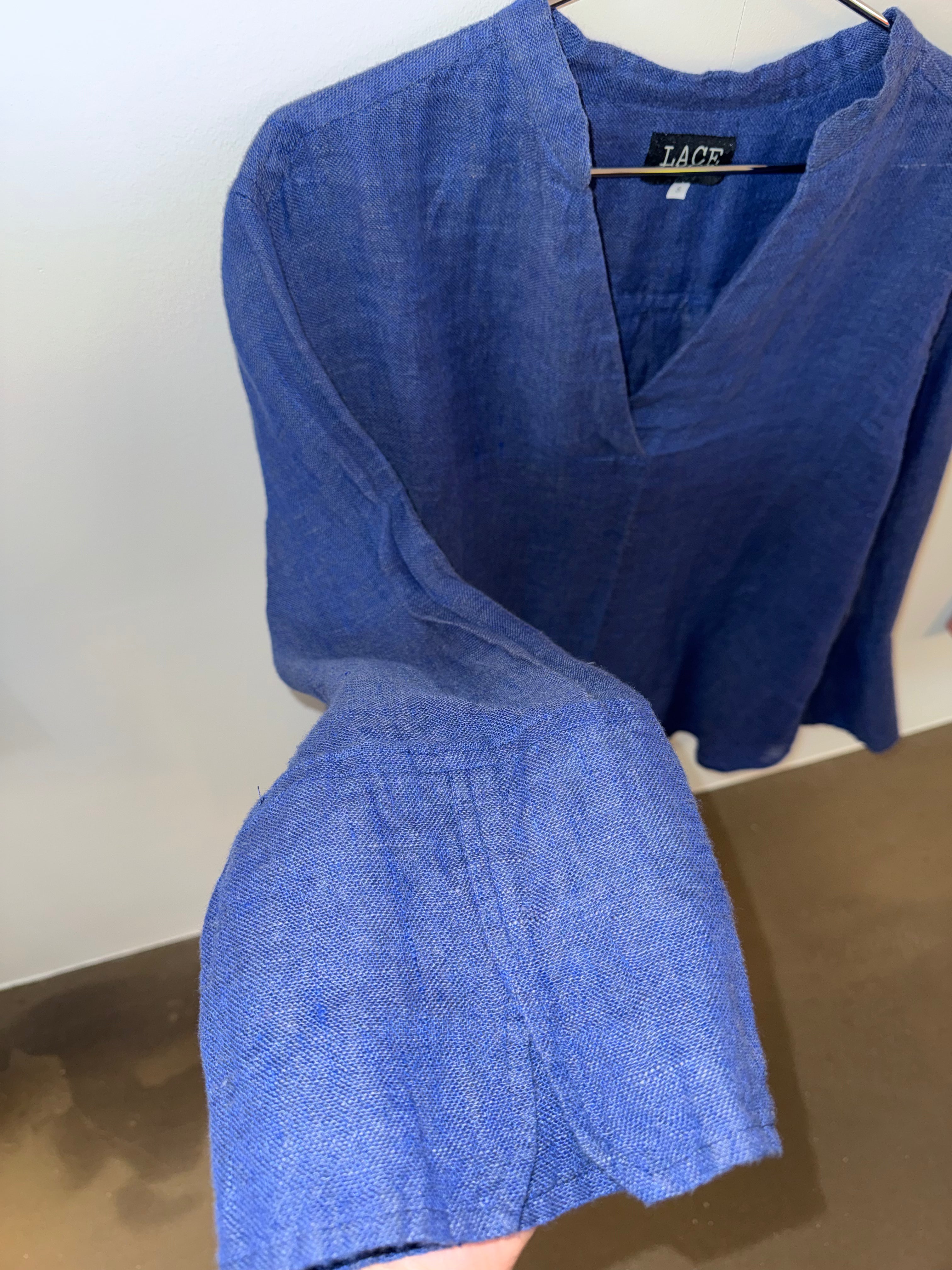 BIL - Blue linen shirt